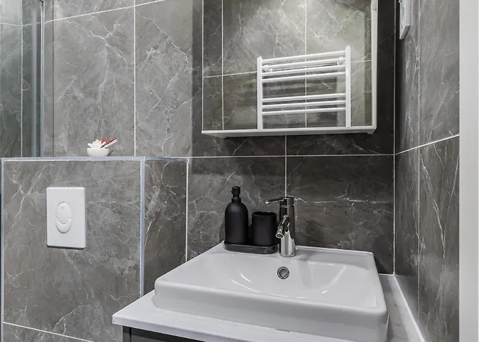 Stylish Natural Apartament