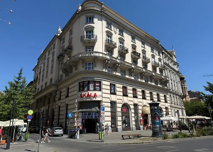 Stylish Natural Budapest