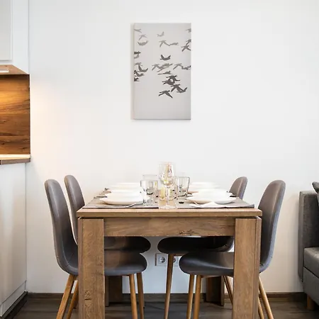 شقة Stylish Natural *